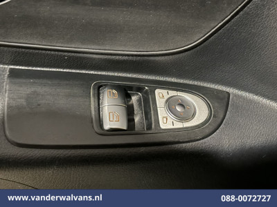 Mercedes-Benz Vito 114 CDI 136pk L2H1 Euro6 Airco | Camera | LED | Trekhaak | Cruisecontrol | Stoelverwarming Parkeersensoren, Bijrijdersbank foto 19