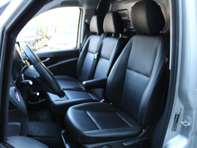 Mercedes-Benz Vito 114 CDI Automaat  Black Edition | LED | Leder | 1 eigenaar foto 3