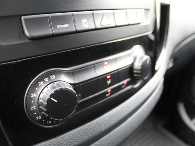 Mercedes-Benz Vito 114 CDI Automaat L2 | Trekhaak | Camera | Achterklep foto 21