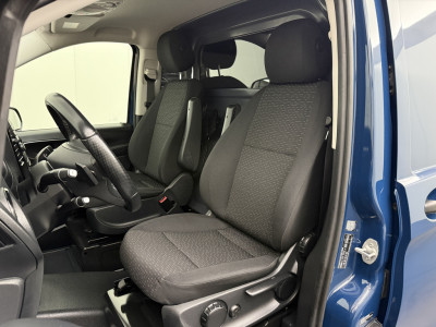 Mercedes-Benz Vito 114CDI Automaat XXL | 2xSchuifdeur | Achterdeuren | Navigatie | Camera | Airco | Cruise | Trekhaak foto 19