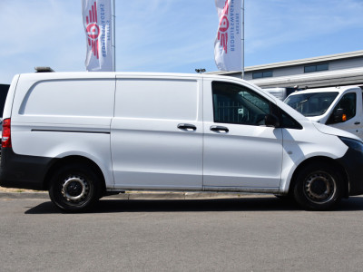 Mercedes-Benz Vito 114 CDI L2 Edition Camera, Cruise, Standkachel, Automaat, Trekhaak, 143pk, Multimedia, Stoelverwarming, Uniek! foto 10