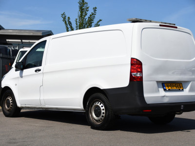 Mercedes-Benz Vito 114 CDI L2 Edition Camera, Cruise, Standkachel, Automaat, Trekhaak, 143pk, Multimedia, Stoelverwarming, Uniek! foto 3