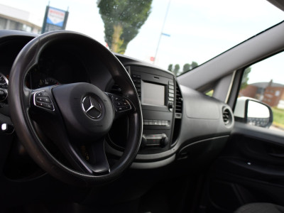 Mercedes-Benz Vito 114 CDI L2 Edition MARGE! Camera, Cruise, 190pk, Automaat, CarBolt, 2 Stoelen, LED, Uniek! 12