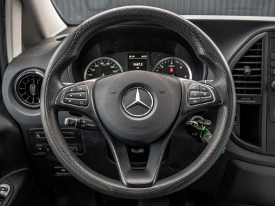 Mercedes-Benz Vito 114 CDI L2H1 | 140PK | Automaat | Camera | Cruise | 1e Eigenaar | PDC |  Zijschuifdeur L+R | Climatronic | Trekhaak foto 15