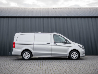 Mercedes-Benz Vito 114 CDI L2H1 | 140PK | Automaat | Camera | Cruise | 1e Eigenaar | PDC |  Zijschuifdeur L+R | Climatronic | Trekhaak foto 7