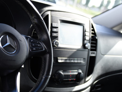 Mercedes-Benz Vito 114 CDI L2 PB Edition Camera, Cruise, Carplay, Multimedia, Automaat, Trekhaak, 136pk, Sensoren, Uniek! foto 12