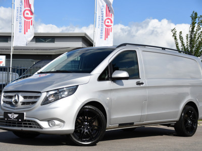 Mercedes-Benz Vito 114 CDI L2 PB Edition Camera, Cruise, Carplay, Multimedia, Automaat, Trekhaak, 136pk, Sensoren, Uniek! foto 4