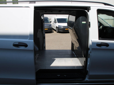 Mercedes-Benz Vito 114 CDI Lang / Automaat / Trekhaak / Dubbele schuifdeur / Carplay 9