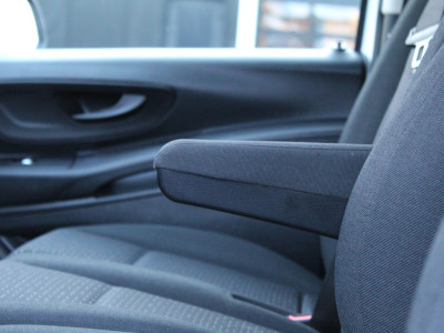 Mercedes-Benz Vito 114 CDI Lang L2 Automaat | Trekhaak | Camera | Parkeersensoren foto 13
