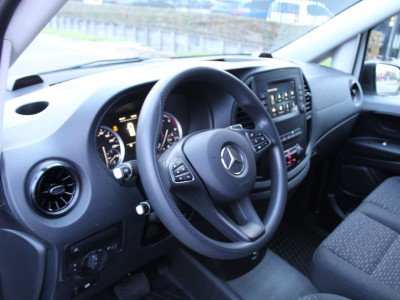 Mercedes-Benz Vito 114 CDI Lang L2 Automaat | Trekhaak | Camera | Parkeersensoren foto 2