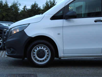 Mercedes-Benz Vito 114 CDI Lang L2 Automaat | Trekhaak | Camera | Parkeersensoren foto 6