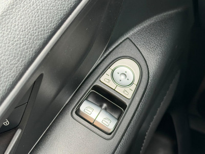 Mercedes-Benz Vito 114 CDI Lang automaat / Trekhaak / Camera / App connect foto 19