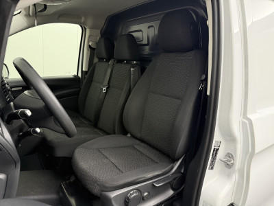 Mercedes-Benz Vito 114CDi Lang | Achterdeuren ( 2023 ) | Airco | Cruise | 3-Zits | Trekhaak | Betimmering foto 18