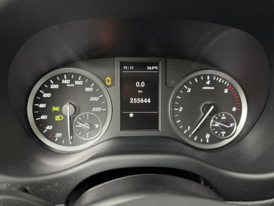 Mercedes-Benz Vito 114CDi Lang | Achterdeuren ( 2023 ) | Airco | Cruise | 3-Zits | Trekhaak | Betimmering foto 9
