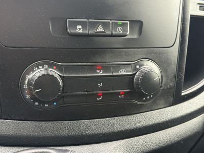 Mercedes-Benz Vito 116 CDI 164 PK / L2H1 / TREKHAAK / CAMERA / NAVI / CRUISE / AIRCO / PDC 18