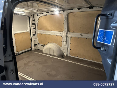 Mercedes-Benz Vito 116 CDI 164pk L2H1 2025 Model Euro6 Airco | Camera | XXL MBUX | Navigatie | Adaptieve Cruisecontrol | Stoelverwarming Parkeersensoren, Bijrijdersbank foto 12