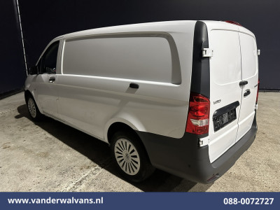Mercedes-Benz Vito 116 CDI 164pk L2H1 Euro6 Airco | Camera | Navigatie | Cruisecontrol | Stoelverwarming Parkeersensoren, Bijrijdersbank foto 11