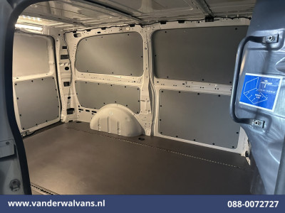 Mercedes-Benz Vito 116 CDI 164pk L2H1 Euro6 Airco | Dakdragers | Cruisecontrol | Parkeersensoren Stoelverwarming, Bijrijdersbank foto 11