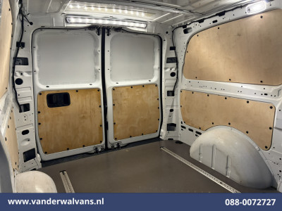 Mercedes-Benz Vito 116 CDI 164pk L2H1 Nieuw model Euro6 Airco | Camera | Navigatie | Cruisecontrol Stoelverwarming, Parkeersensoren, 270 Graden Achterdeuren, Bijrijdersbank foto 14