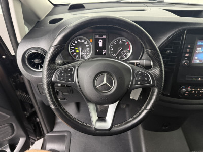 Mercedes-Benz Vito 116CDI Automaat Lang | Led | Exclusive | Navigatie | Camera | 3-Zits | Trekhaak | Airco | Cruise foto 14