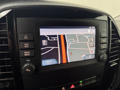 Mercedes-Benz Vito 116CDI Automaat Lang | Led | Exclusive | Navigatie | Camera | 3-Zits | Trekhaak | Airco | Cruise foto 18