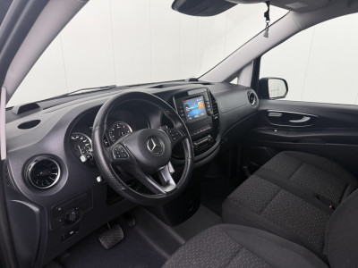 Mercedes-Benz Vito 116CDI Automaat Lang | Led | Exclusive | Navigatie | Camera | 3-Zits | Trekhaak | Airco | Cruise foto 3