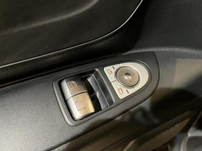 Mercedes-Benz Vito 116 CDI L1 RWD / Euro 6 / Airco / CarPlay / Camera / Cruise Control  / 3-Zits foto 13