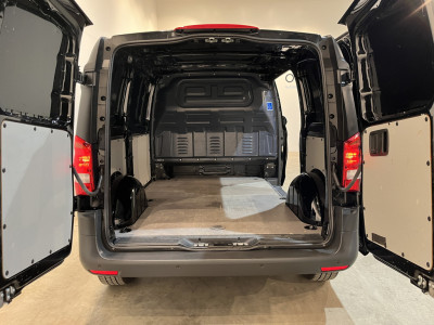 Mercedes-Benz Vito 116 CDI L1 RWD / Euro 6 / Airco / CarPlay / Camera / Cruise Control  / 3-Zits foto 4
