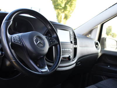 Mercedes-Benz Vito 116 CDI L2 Black Edition Camera, Cruise, Carplay, Automaat, LED, Clima, Multimedia, 164pk, Sensoren, Uniek! foto 12