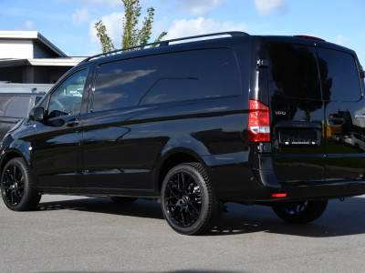 Mercedes-Benz Vito 116 CDI L2 Black Edition Camera, Cruise, Carplay, Automaat, LED, Clima, Multimedia, 164pk, Sensoren, Uniek! foto 3
