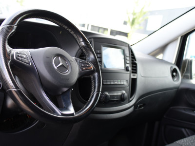 Mercedes-Benz Vito 116 CDI L2 Black Edition Camera, Cruise, Carplay, LED, 164pk, Stoelverwarming, Standkachel, Automaat, Multimedia, Uniek! foto 12