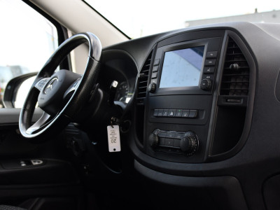 Mercedes-Benz Vito 116 CDI L2 Black Edition Camera, Cruise, Carplay, LED, 164pk, Stoelverwarming, Standkachel, Automaat, Multimedia, Uniek! foto 20