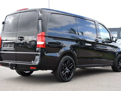 Mercedes-Benz Vito 116 CDI L2 Black Edition Camera, Cruise, Carplay, LED, 164pk, Stoelverwarming, Standkachel, Automaat, Multimedia, Uniek! foto 6