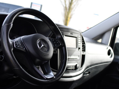 Mercedes-Benz Vito 116 CDI L2 Black Edition Camera, Cruise, LED, 164pk, Trekhaak, Leder, Multimedia, Automaat, Sensoren, Uniek! 12