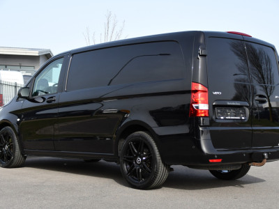 Mercedes-Benz Vito 116 CDI L2 Black Edition Camera, Cruise, LED, 164pk, Trekhaak, Leder, Multimedia, Automaat, Sensoren, Uniek! 3