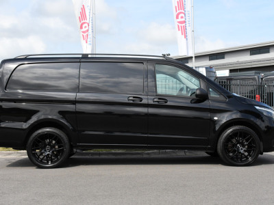 Mercedes-Benz Vito 116 CDI L2 Black Edition Cruise, Camera, Carplay, 164pk, Automaat, Sensoren, Trekhaak, Multimedia, LED, Stoelverwarming, Uniek! foto 10