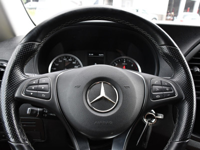 Mercedes-Benz Vito 116 CDI L2 Black Edition Cruise, Camera, Carplay, 164pk, Automaat, Sensoren, Trekhaak, Multimedia, LED, Stoelverwarming, Uniek! foto 16