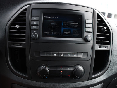 Mercedes-Benz Vito 116 CDI L2 Black Edition Cruise, Camera, Carplay, 164pk, Automaat, Sensoren, Trekhaak, Multimedia, LED, Stoelverwarming, Uniek! foto 20