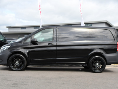 Mercedes-Benz Vito 116 CDI L2 Black Edition Cruise, Carplay, LED, 164pk, Sensoren, Multimedia, Automaat, NAVI, Uniek! 9