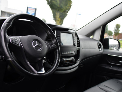 Mercedes-Benz Vito 116 CDI L2 PB Edition Camera, Cruise, Carplay, LED, 164pk, Automaat, Leder, Multimedia, Sensoren, Clima, Trekhaak, Uniek! foto 2