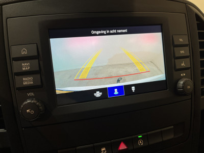 Mercedes-Benz Vito 116 CDI Lang RWD Automaat / Euro 6 / Airco / CarPlay / Camera / Cruise Control  / Trekhaak / 3.800 KM !!! foto 10