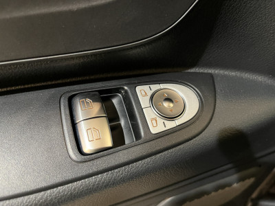 Mercedes-Benz Vito 116 CDI Lang RWD Automaat / Euro 6 / Airco / CarPlay / Camera / Cruise Control  / Trekhaak / 3.800 KM !!! foto 13