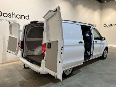 Mercedes-Benz Vito 116 CDI Lang RWD Automaat / Euro 6 / Airco / CarPlay / Camera / Cruise Control  / Trekhaak / 3.800 KM !!! foto 2
