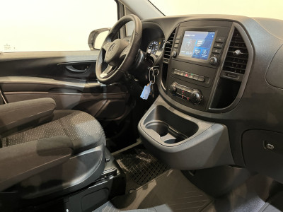 Mercedes-Benz Vito 116 CDI Lang RWD Automaat / Euro 6 / Airco / CarPlay / Camera / Cruise Control  / Trekhaak / 3.800 KM !!! foto 3
