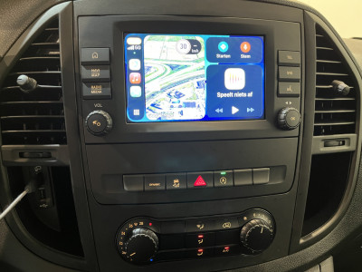 Mercedes-Benz Vito 116 CDI Lang RWD Automaat / Euro 6 / Airco / CarPlay / Camera / Cruise Control  / Trekhaak / 3.800 KM !!! foto 9