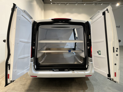 Mercedes-Benz Vito 116 CDI Lang RWD Automaat / Kerstner Dag- & Nachtkoeling / Airco / Camera / CarPlay / Cruise Control / LED / LMV / 3-Zits / 892 KM !!! Z.G.A.N. !!! foto 4
