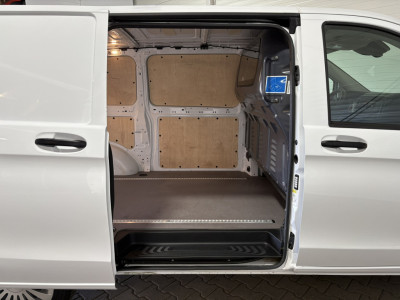Mercedes-Benz Vito 116 CDI Lang model, navigatie, camera, lage km VVB508 Prijs zoals getoond foto 12