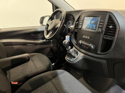 Mercedes-Benz Vito 116 CDI XL Servicebus / Sortimo Inrichting / Euro 6 / Airco / CarPlay / Camera / Cruise Control / Navigatie / Klep / 3-Zits / foto 3