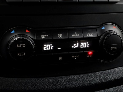Mercedes-Benz Vito 119 CDI 190pk RWD 9G Automaat Extra Lang LED/ACC/Camera 12-2022 foto 18