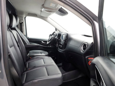 Mercedes-Benz Vito 119 CDI 190pk RWD Lang 9G Automaat LED/AirMatic/Camera 05-2023 foto 3